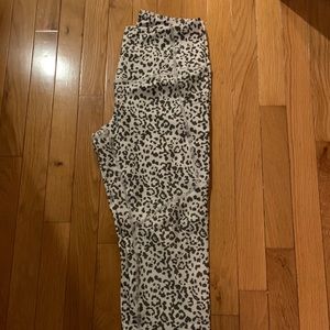 Animal print leggings